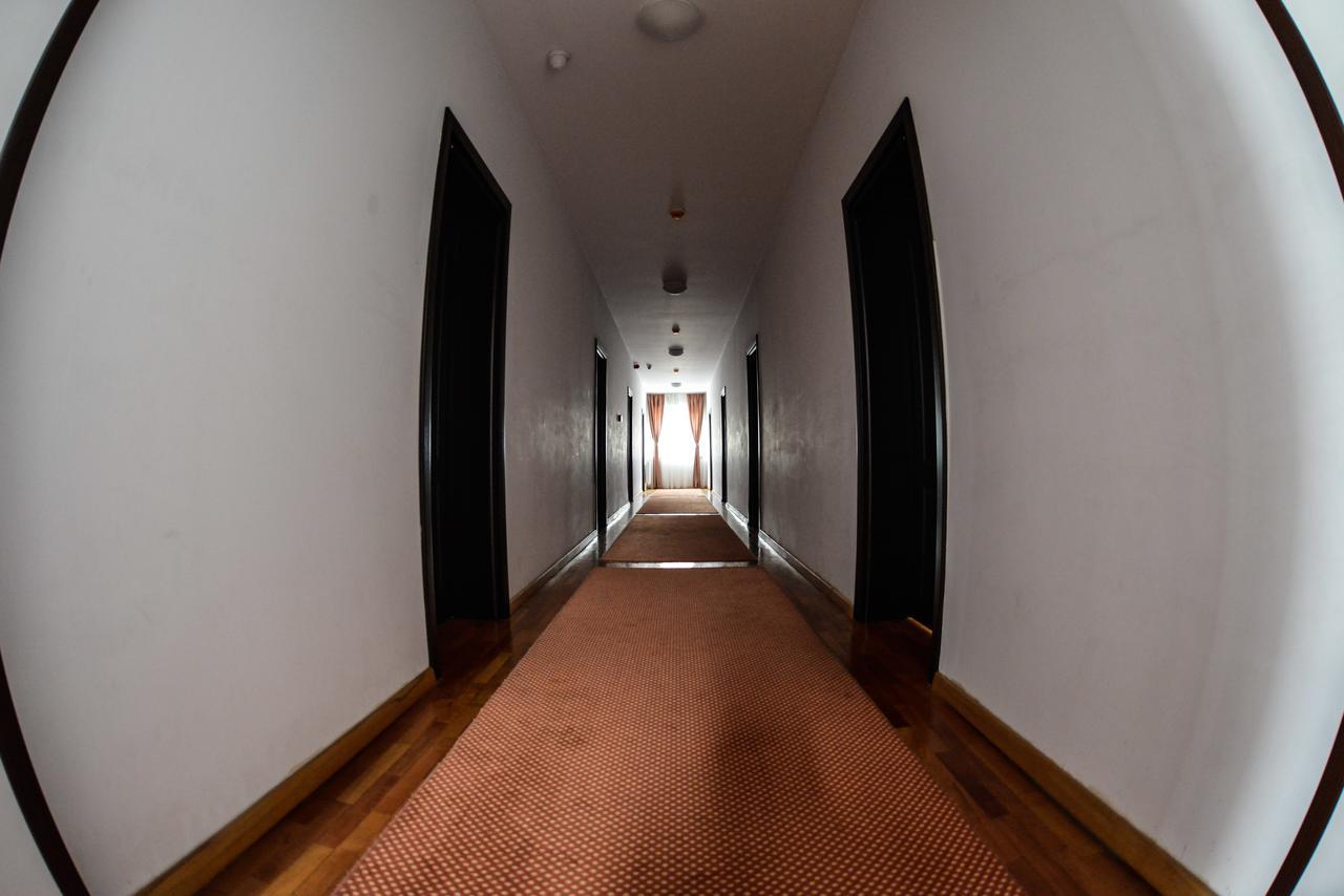 Hotel Posada Ramnicu Valcea Ngoại thất bức ảnh